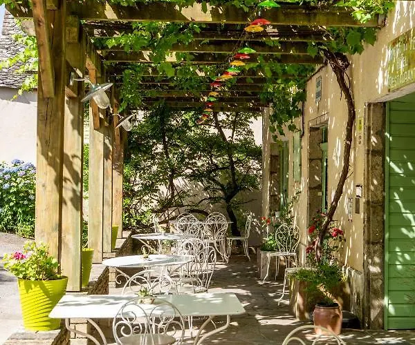 Logis Du Fel 2* ル・フェル