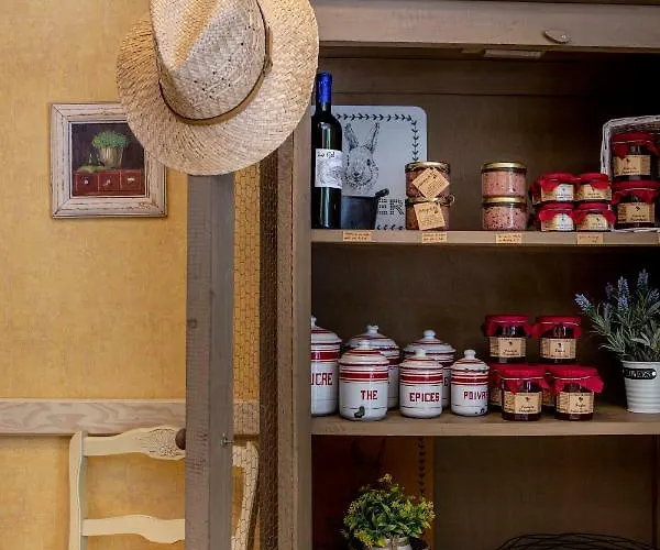 Hotell Logis Du Fel 2*